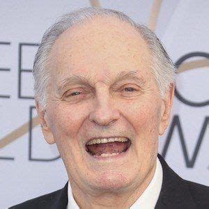 alan alda age net worth.